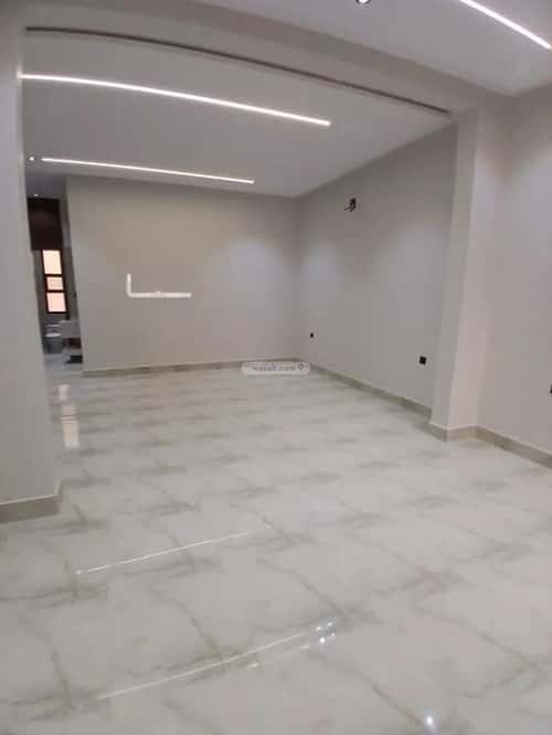 5 bedroom floor in Tuwaiq 3