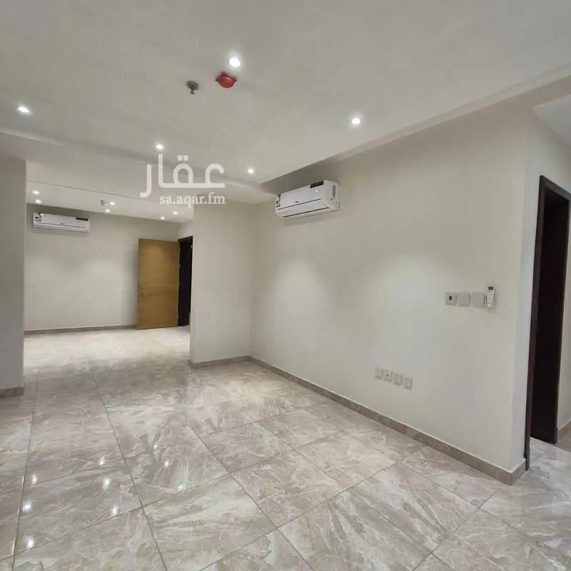 5 bedroom apartment in Al Hamra 11