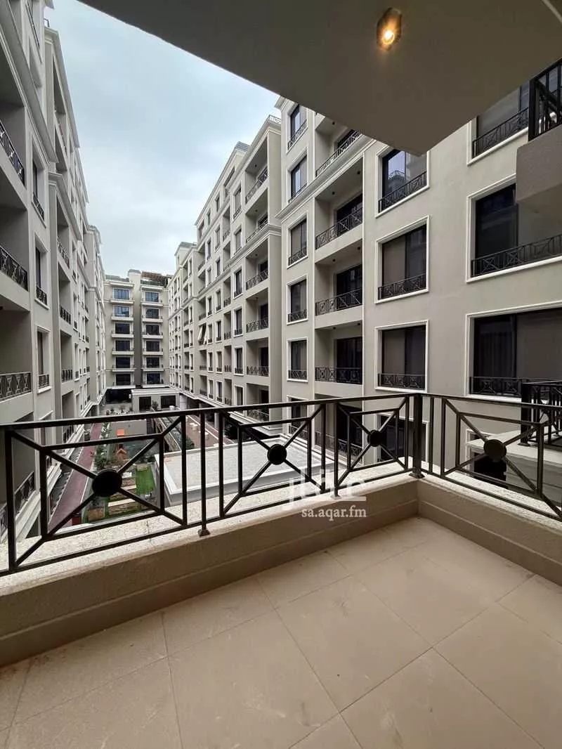 4 bedroom apartment in Al Hizam Al Thahabi, Eastern Province 18
