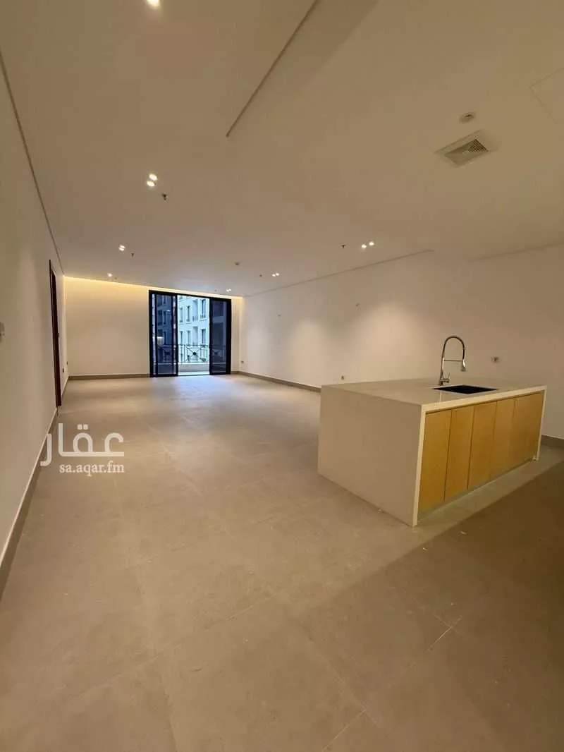 4 bedroom apartment in Al Hizam Al Thahabi, Eastern Province 9