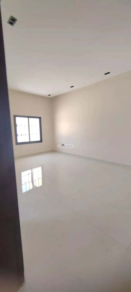 5 bedroom villa in Al Janadriyah 1