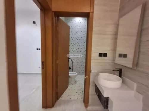 5 bedroom villa in Okaz 2