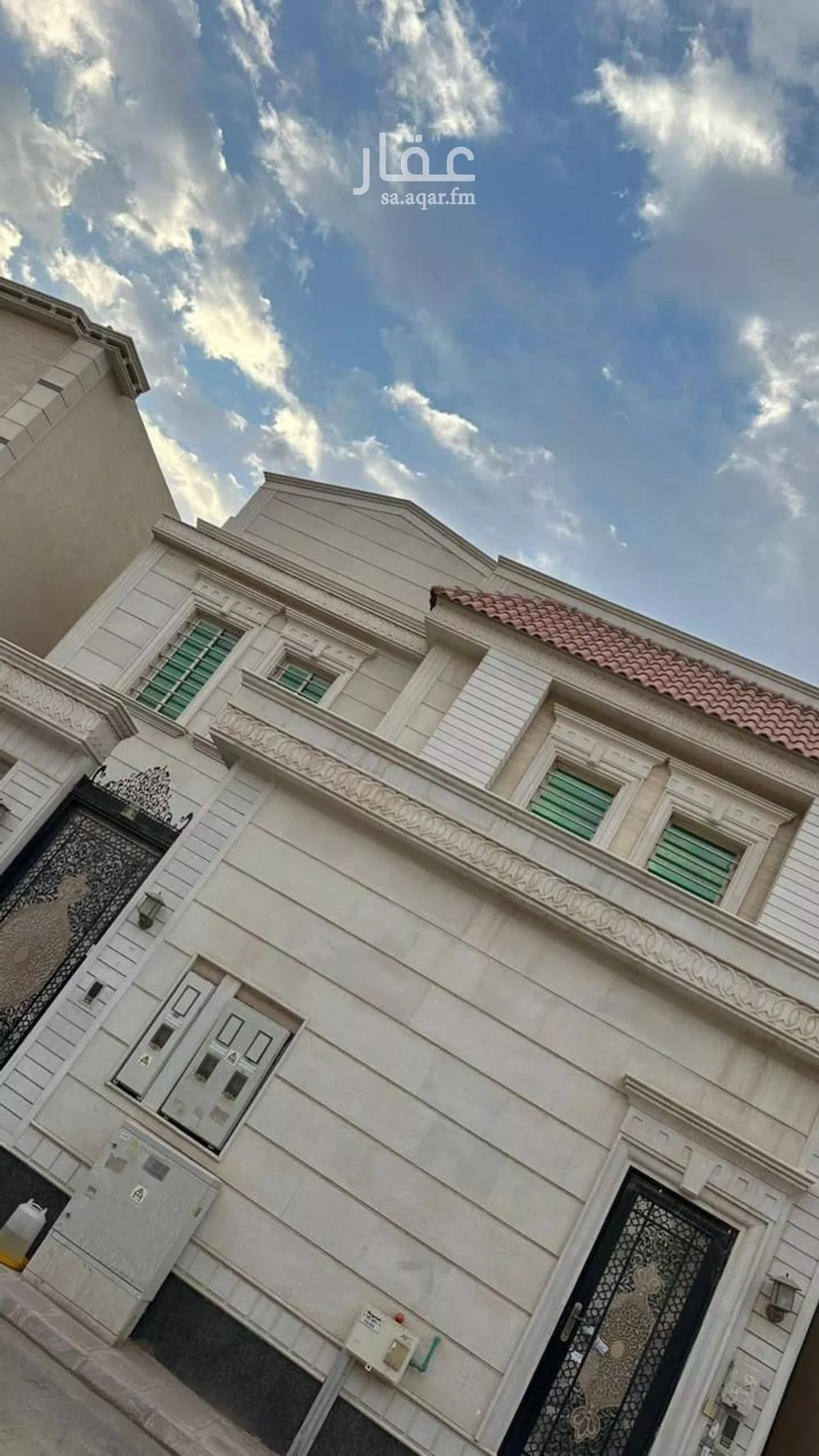 3 bedroom apartment in Al Maizilah 7