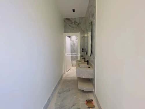 5 bedroom floor in Tuwaiq 4