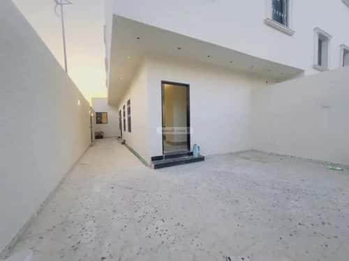 5 bedroom floor in Tuwaiq 7