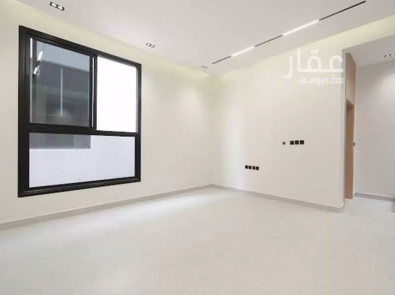 3 bedroom floor in King Faisal 6