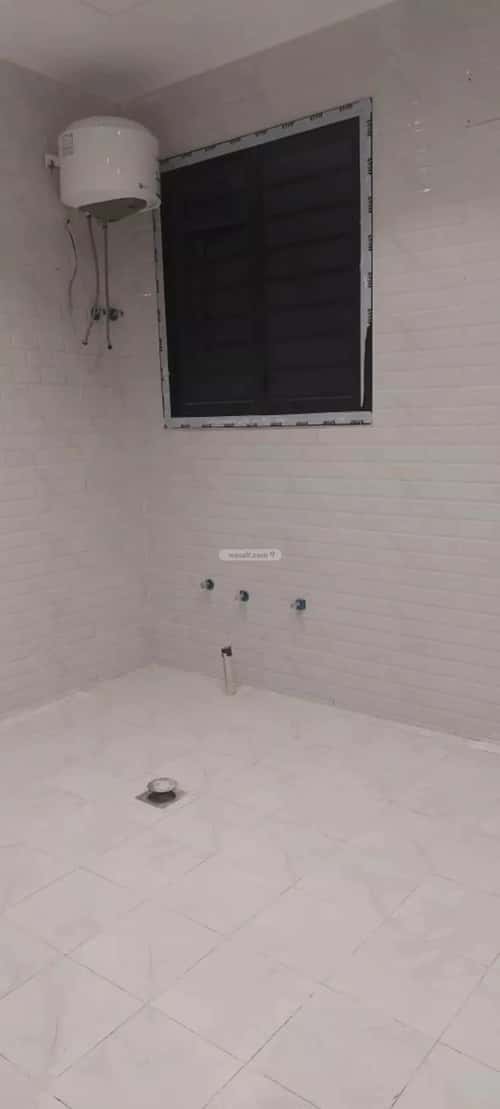 5 bedroom apartment in Tuwaiq 1