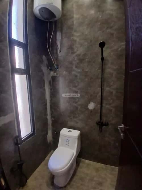 5 bedroom villa in Al Uraija Al Gharbi 2