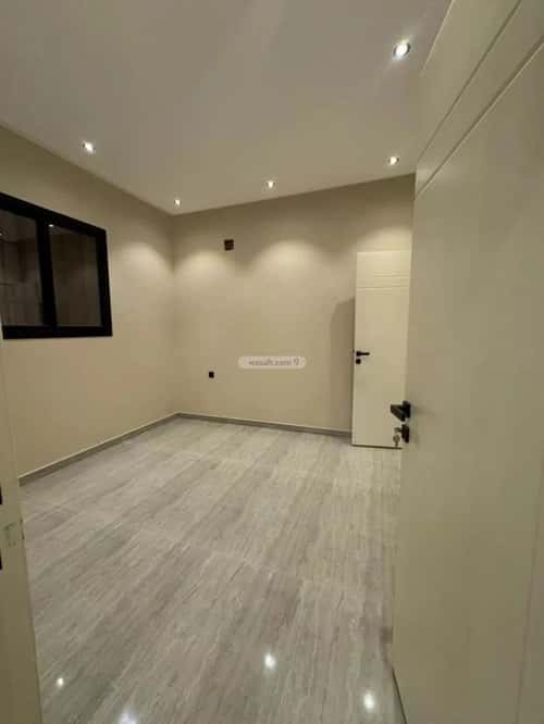 6 bedroom villa in Al Uraija Al Gharbi 6