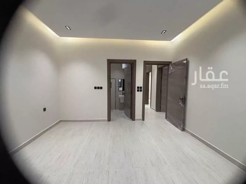 3 bedroom floor in Al Janadriyah 19