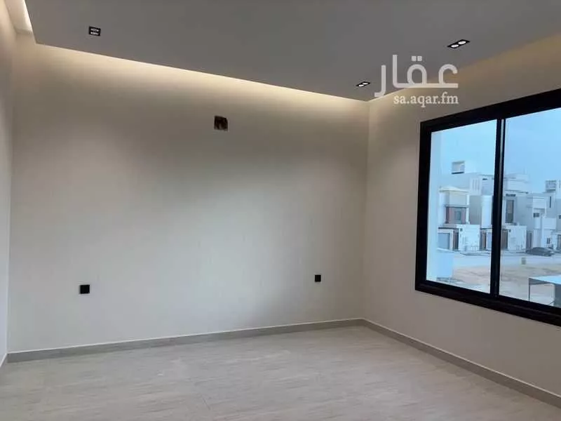 3 bedroom floor in Al Janadriyah 7