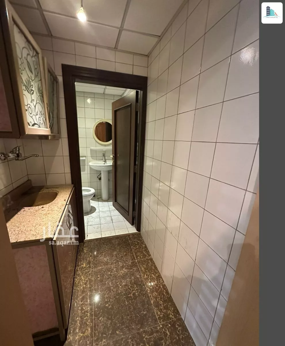 18 bedroom office in Al Olaya, Riyadh 6
