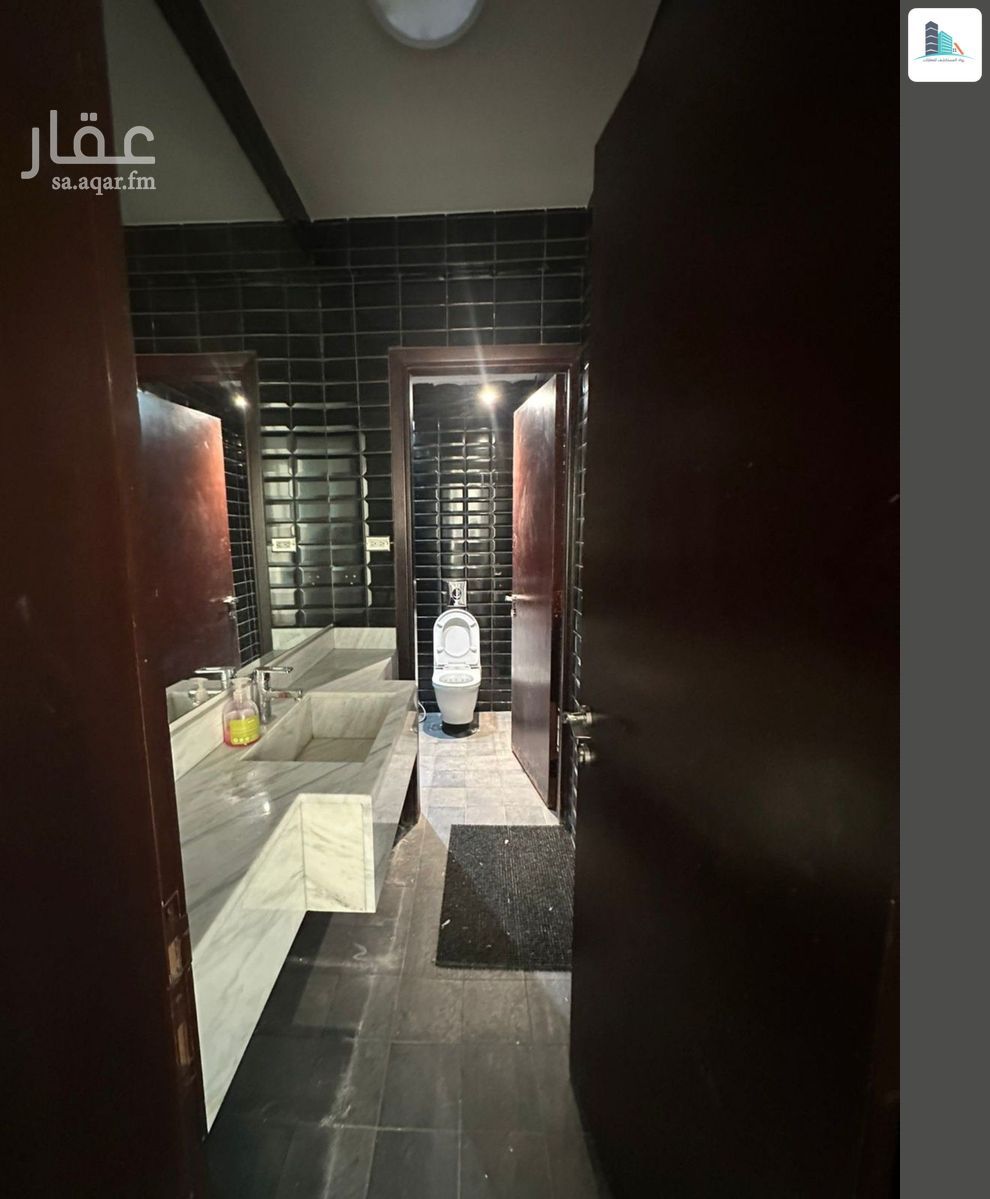 5 bedroom office in Al Wizarat, Riyadh 3