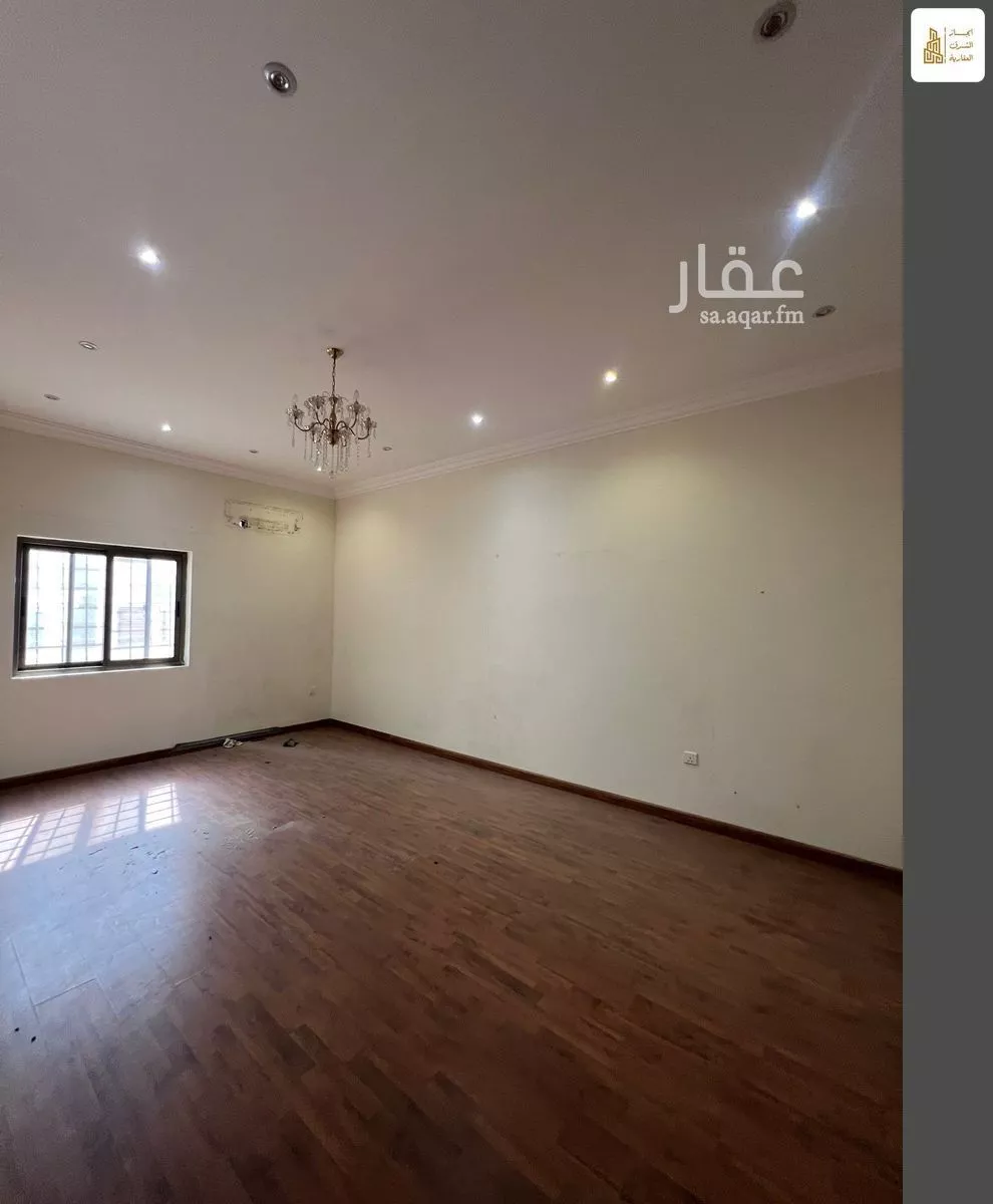 8 bedroom villa in Al Qusur 14