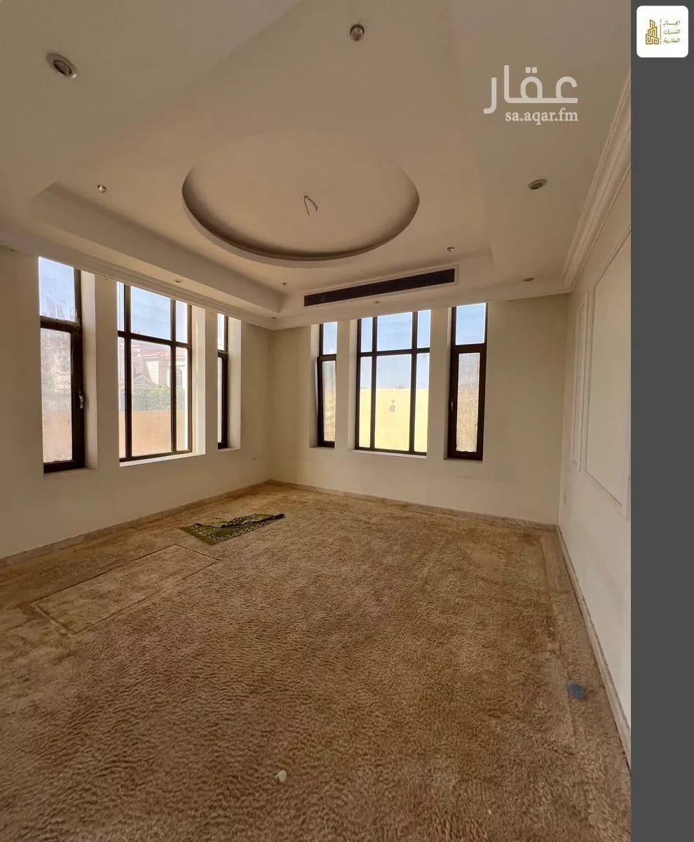 8 bedroom villa in Al Qusur 19