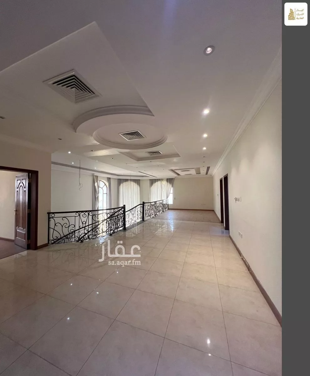 8 bedroom villa in Al Qusur 21