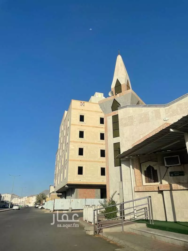 520 sqm building in Al Shawqiyyah 7