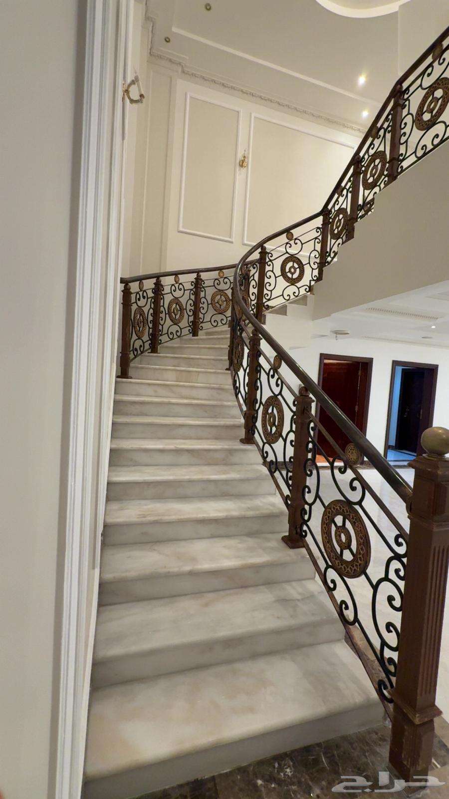 80 bedroom villa in Al Areedh 2