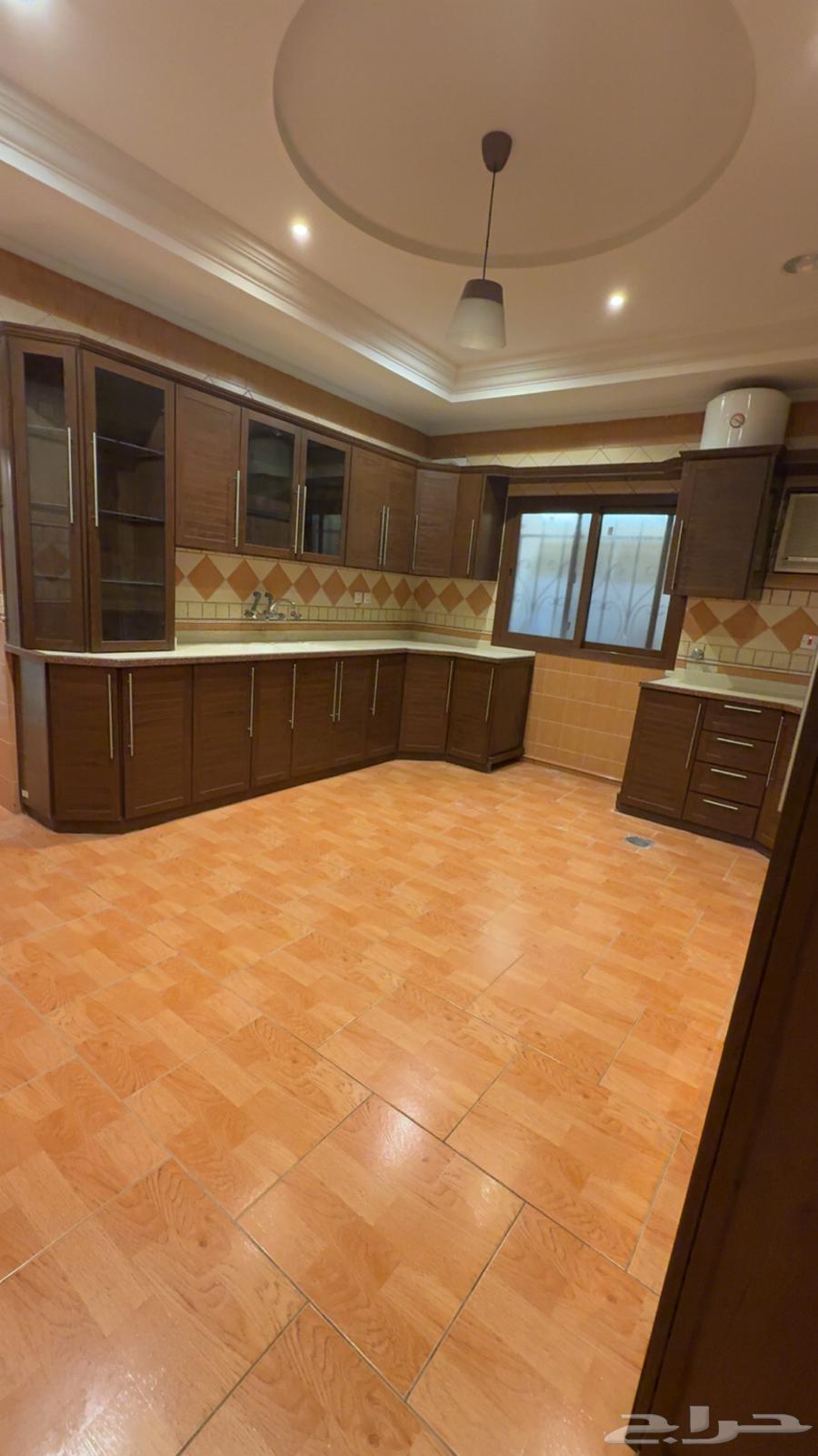 80 bedroom villa in Al Areedh 4