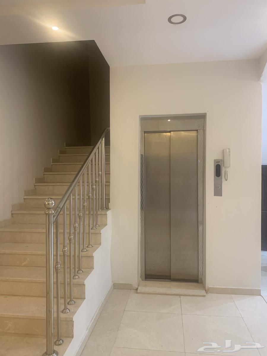 10 bedroom villa in Abu Burayqa 24