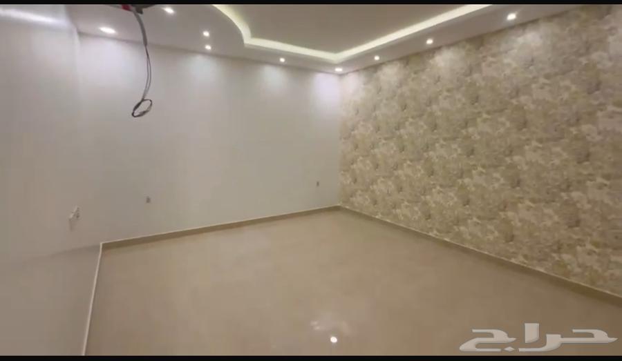 فيلا 6 غرف في المطار 12