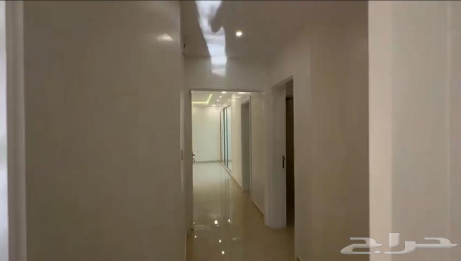 فيلا 6 غرف في المطار 5