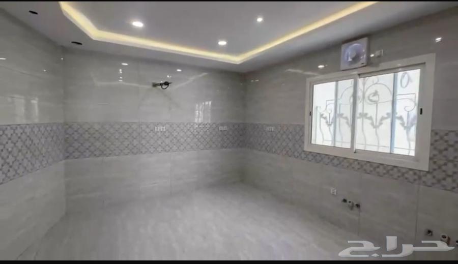 فيلا 6 غرف في المطار 7