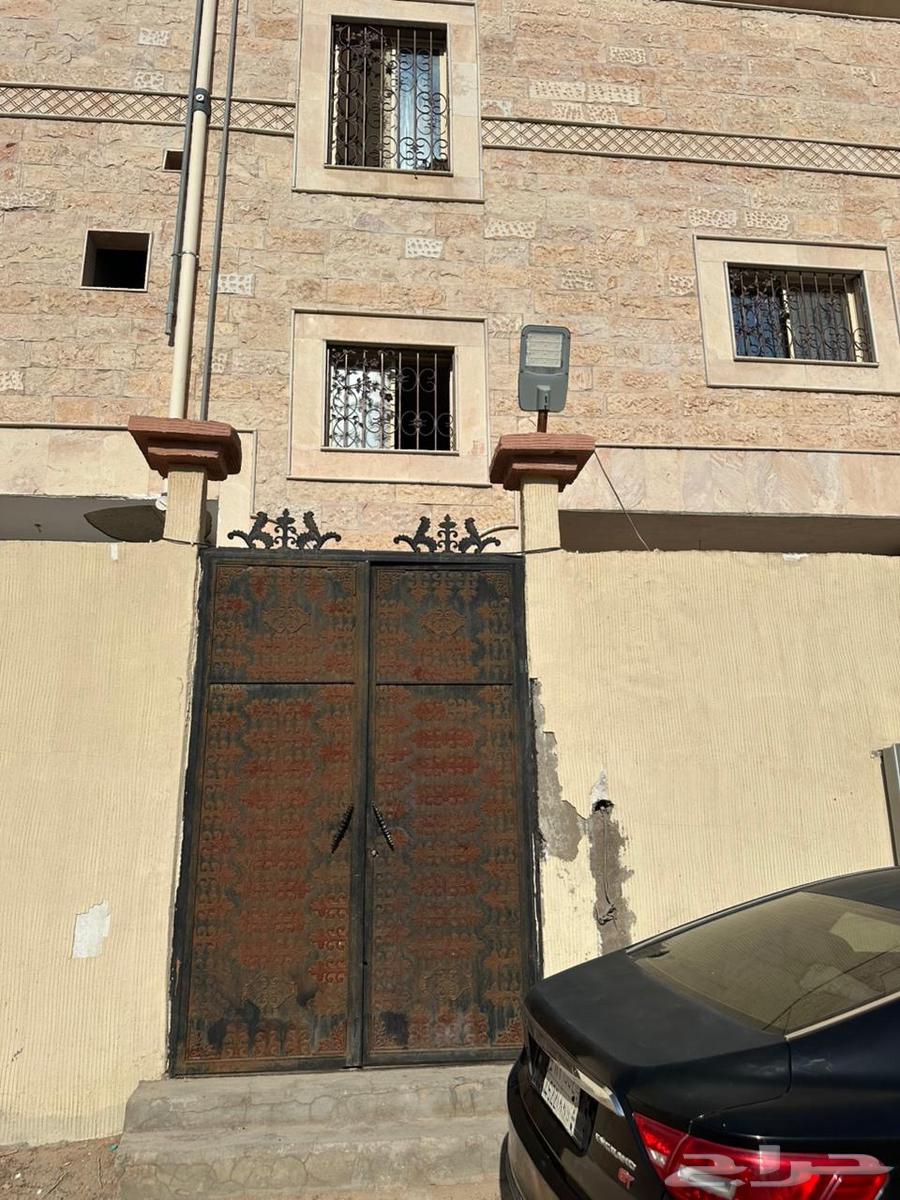 6 bedroom apartment in Al Zahrah 4