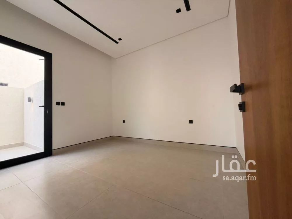 3 bedroom floor in Al Yasmin 2
