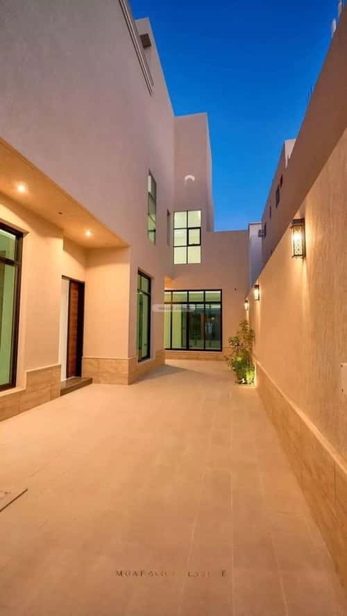5 bedroom villa in Al Mahdiyyah 10