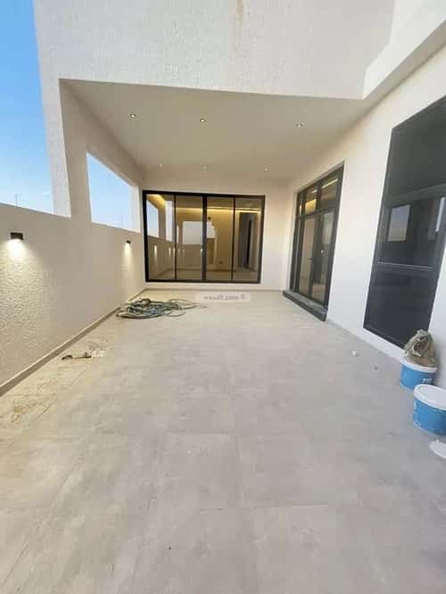 5 bedroom villa in Al Mahdiyyah 2