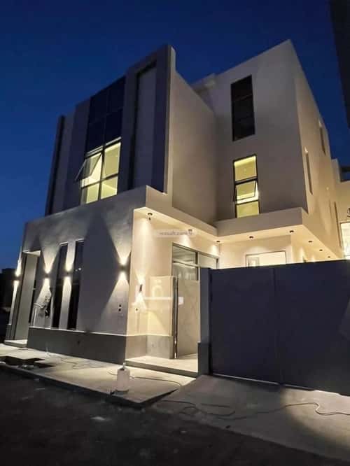 5 bedroom villa in Al Mahdiyyah 4