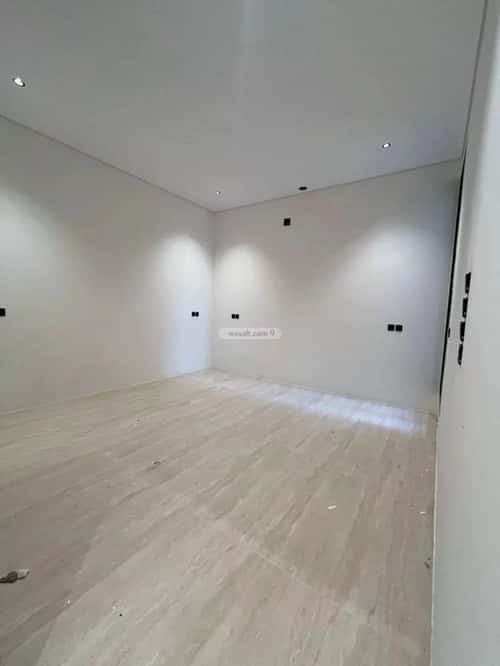 5 bedroom villa in Al Mahdiyyah 4