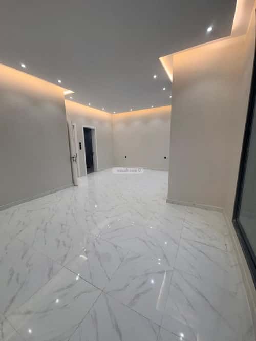 5 bedroom villa in Al Janadriyah 4