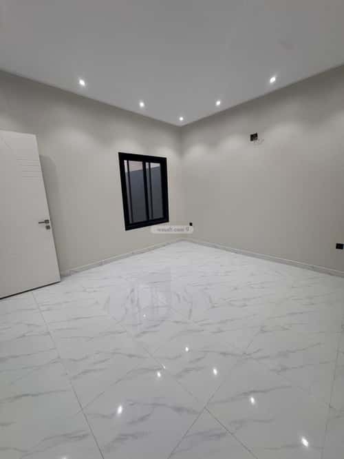5 bedroom villa in Al Janadriyah 5