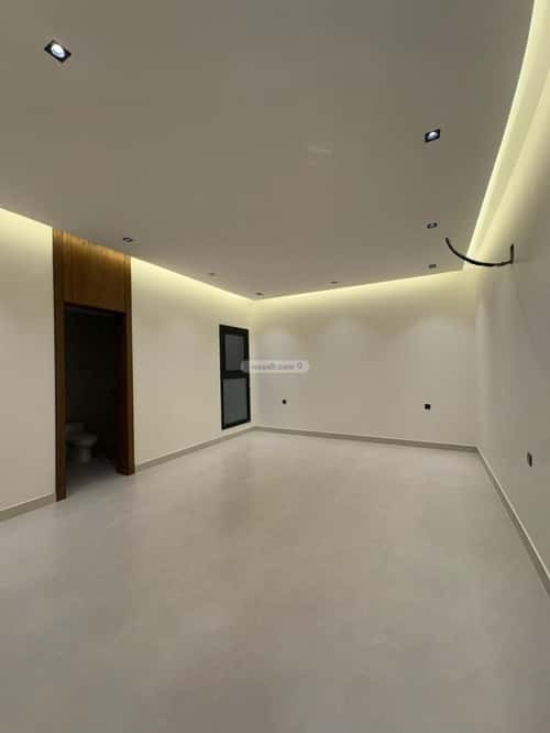 6 bedroom villa in Al Mahdiyyah 3