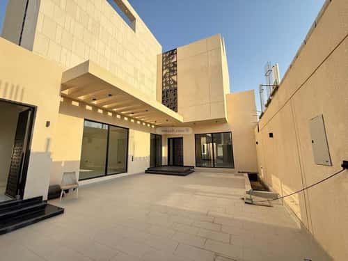 5 bedroom villa in Al Mahdiyyah 4