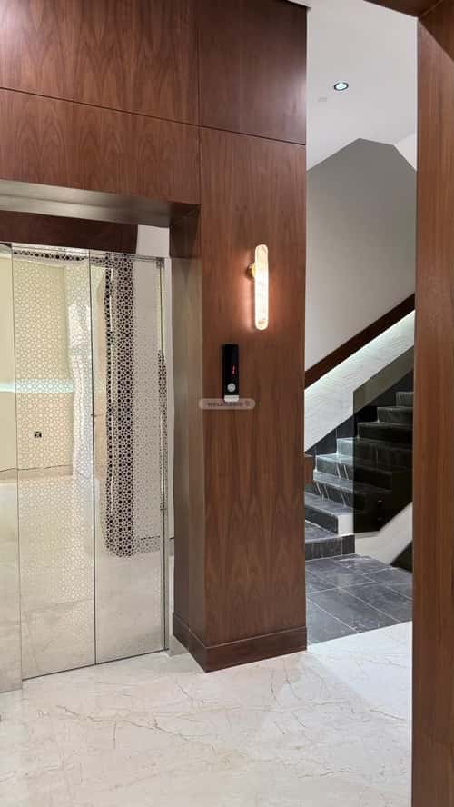 5 bedroom villa in Al Mahdiyyah 4