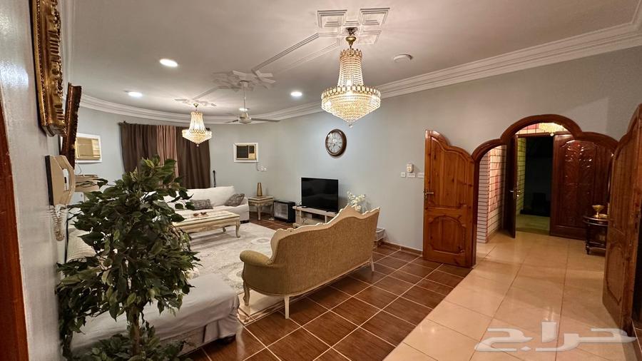 14 bedroom villa in Al Difa 12