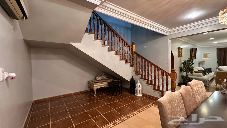 14 bedroom villa in Al Difa 3