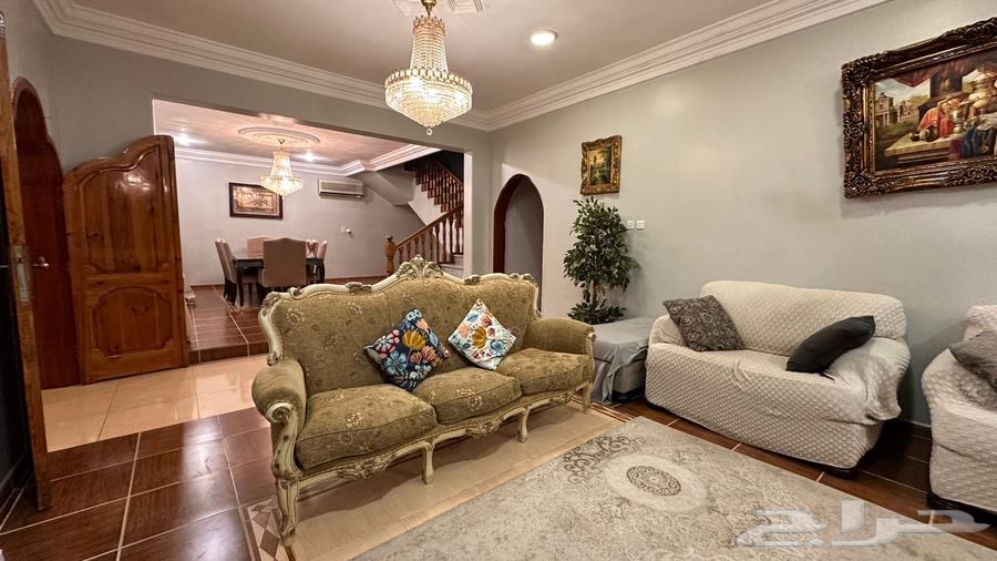 14 bedroom villa in Al Difa 9
