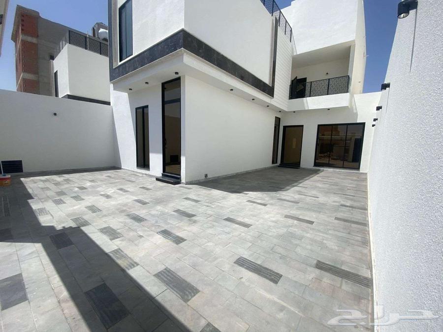 8 bedroom villa in Al Ranuna 2