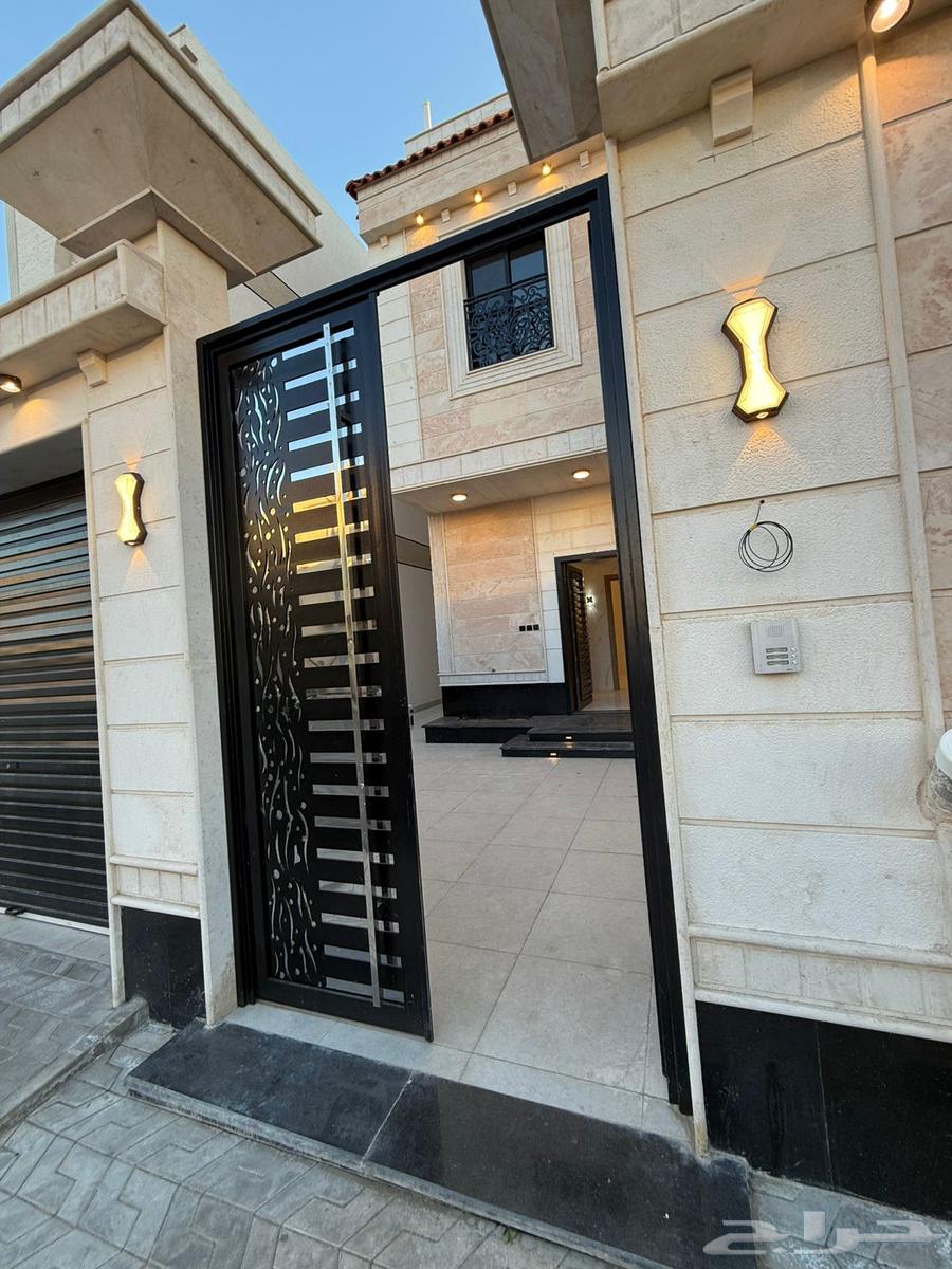 10 bedroom villa in Al Difa 2