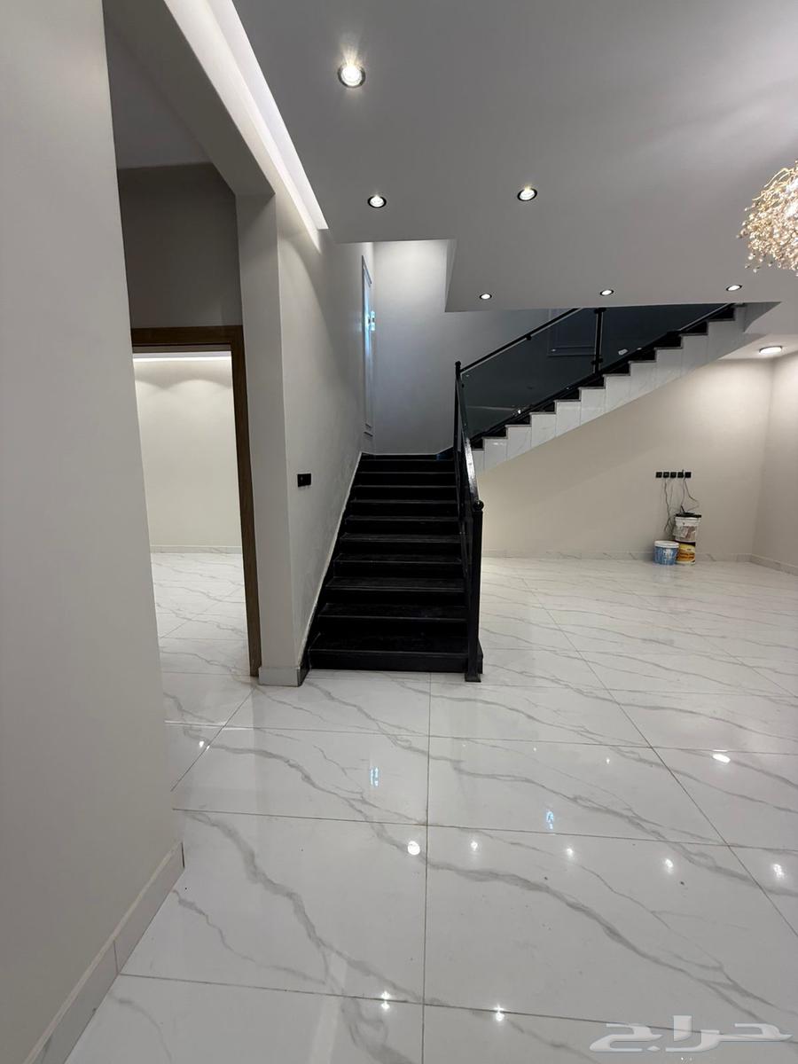 10 bedroom villa in Al Difa 21