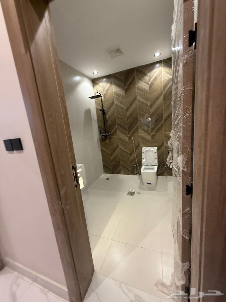 10 bedroom villa in Al Difa 6