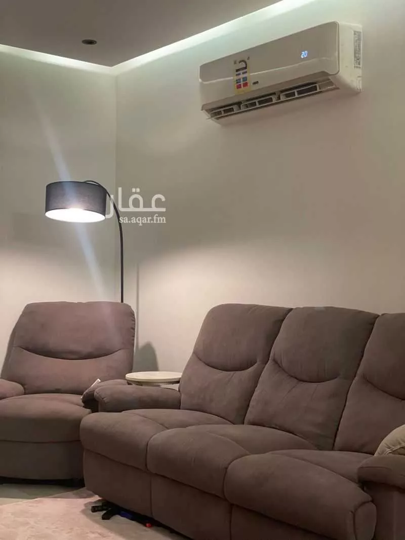 فيلا 7 غرف في النرجس 8