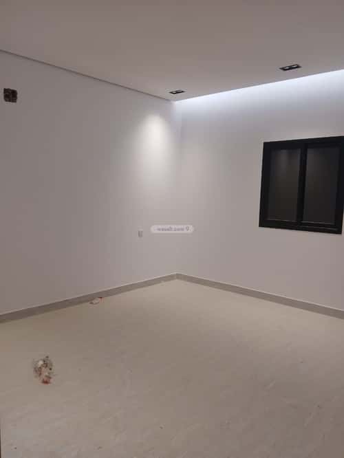 5 bedroom floor in Al Janadriyah 4