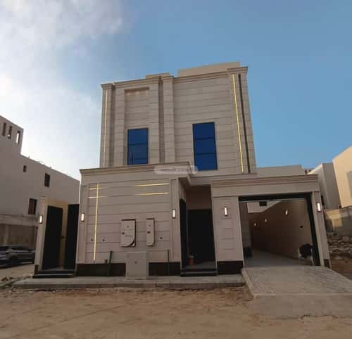 5 bedroom floor in Al Janadriyah 8