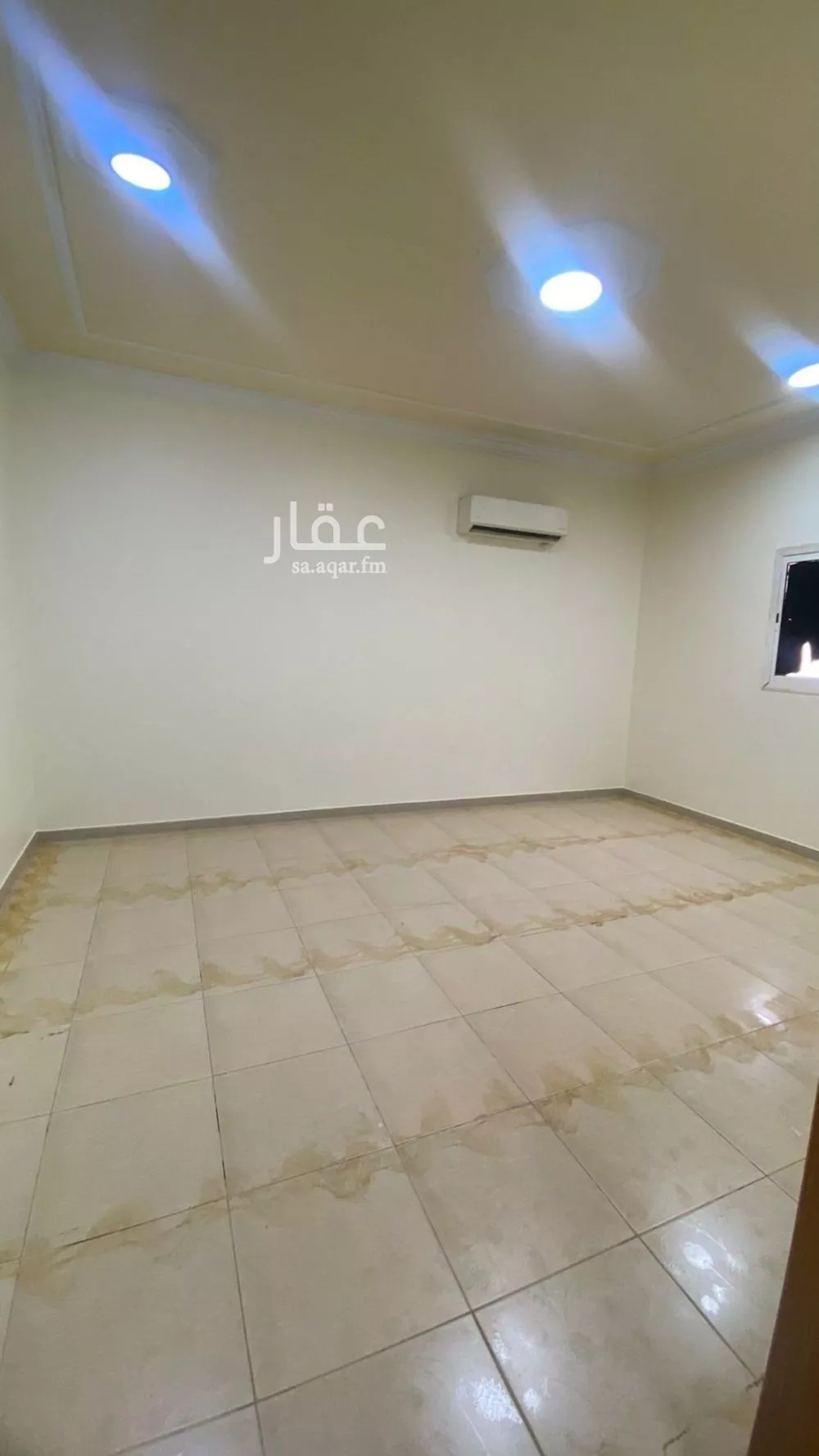 شقة 4 غرف في الرمال 5