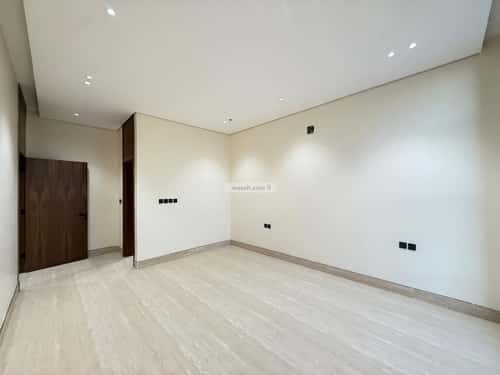 5 bedroom villa in Al Mahdiyyah 1